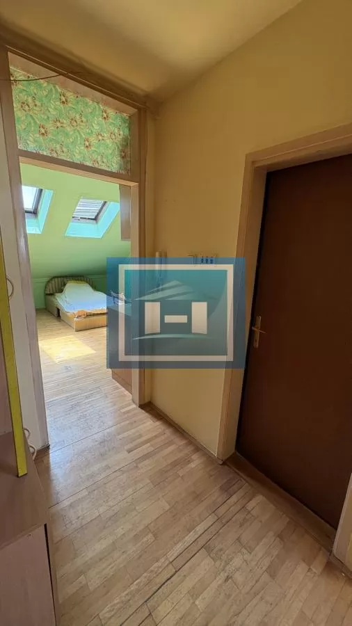 Prodaja garsonjere u centru grada-25m2 ,zgrada sa liftom 4