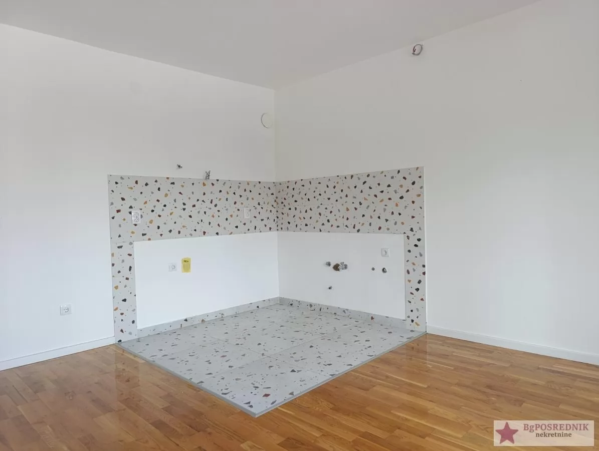 Savski venac, Sarajevska, Vojvode Milenka, 44m2+terasa 5