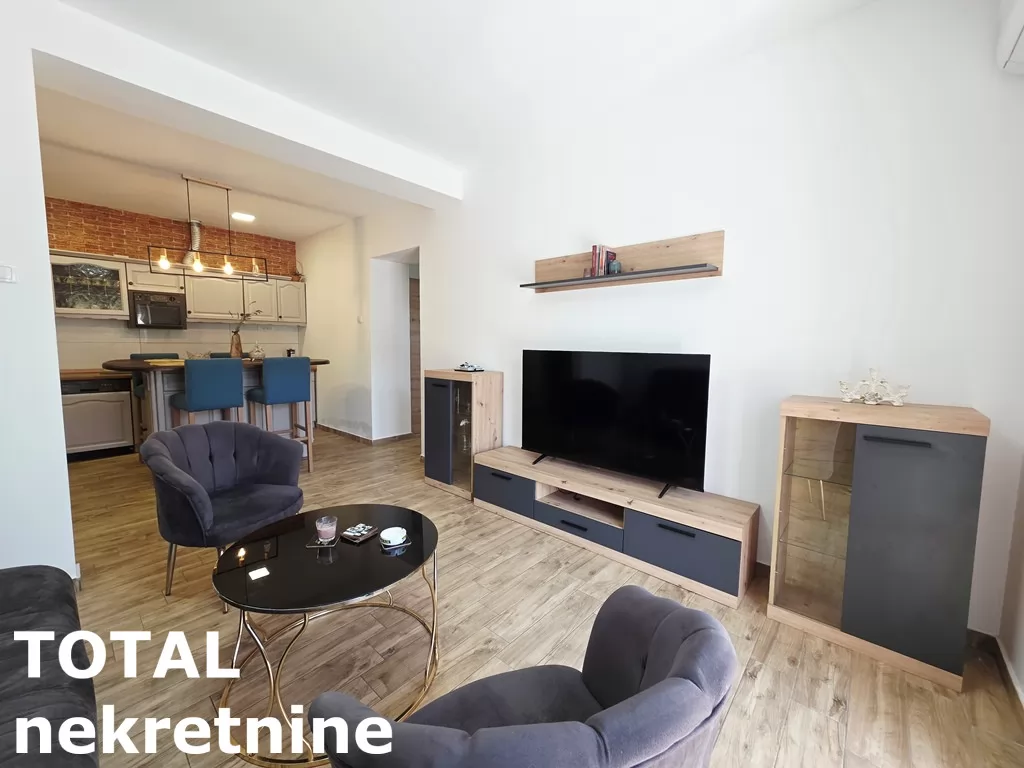 Stan,PETROVARADIN,PETROVARADIN,kv: 45.00, € 87500, ID: 1102750 1
