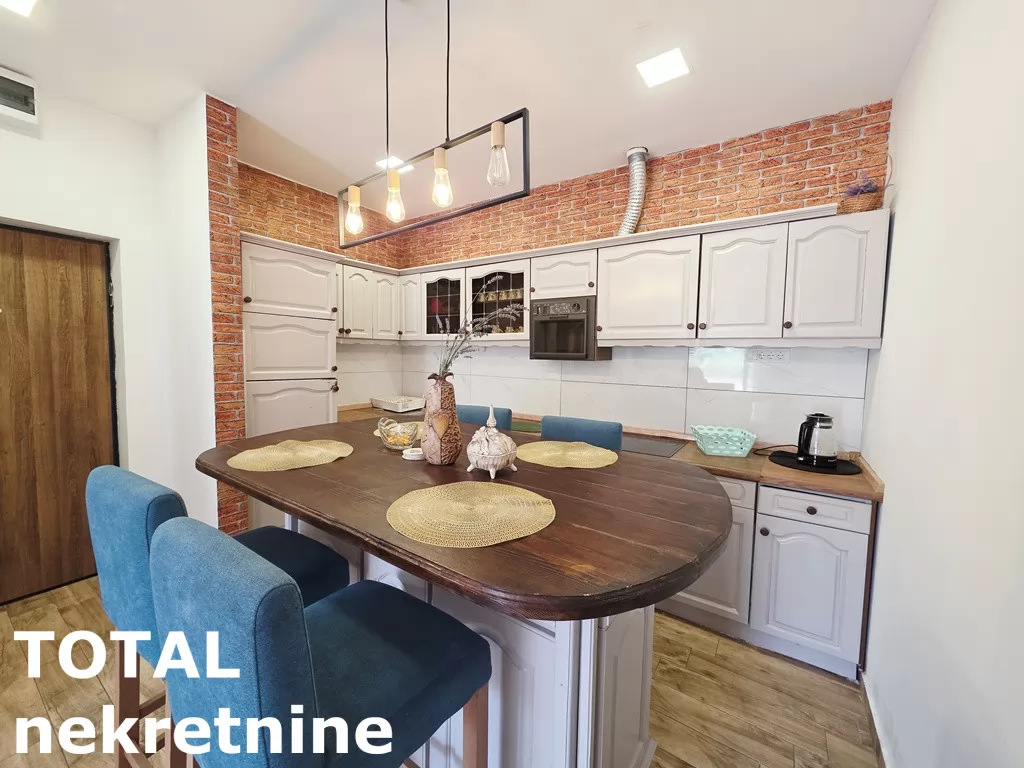 Stan,PETROVARADIN,PETROVARADIN,kv: 45.00, € 87500, ID: 1102750 7