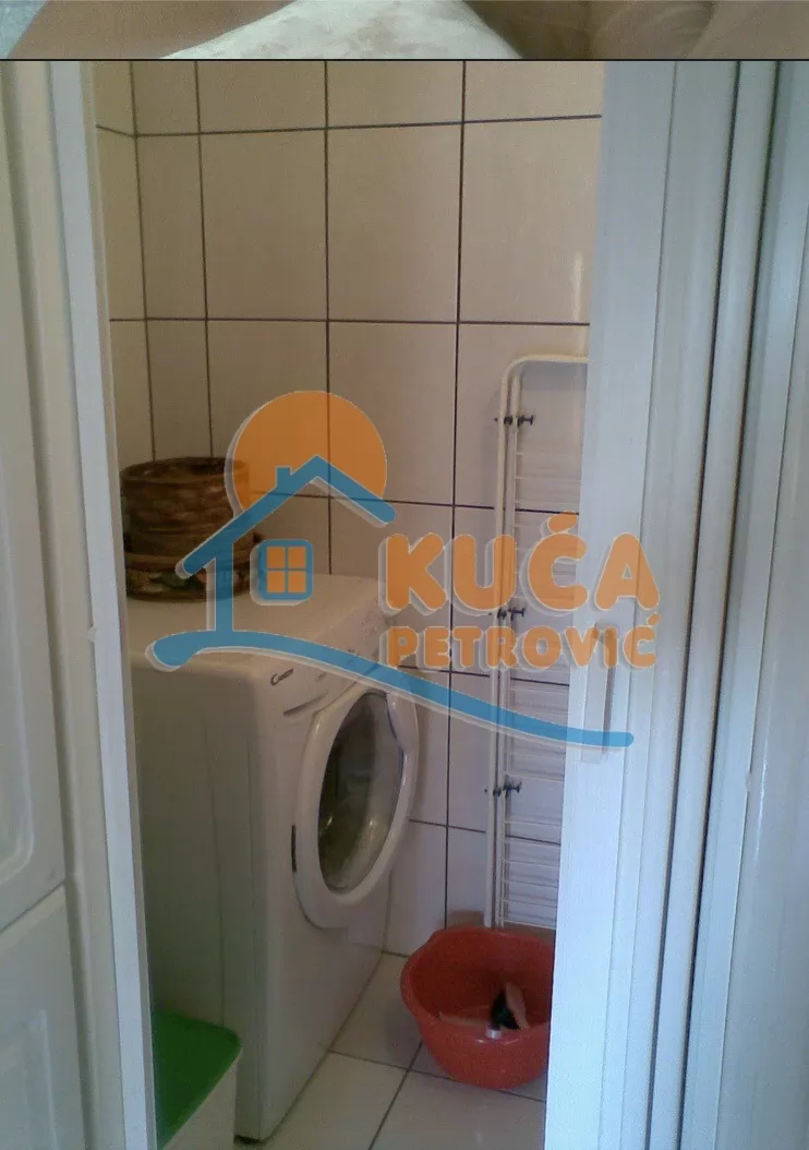 Trosoban stan, 98 m2, Centar, 7. jula ID: i-016769 11