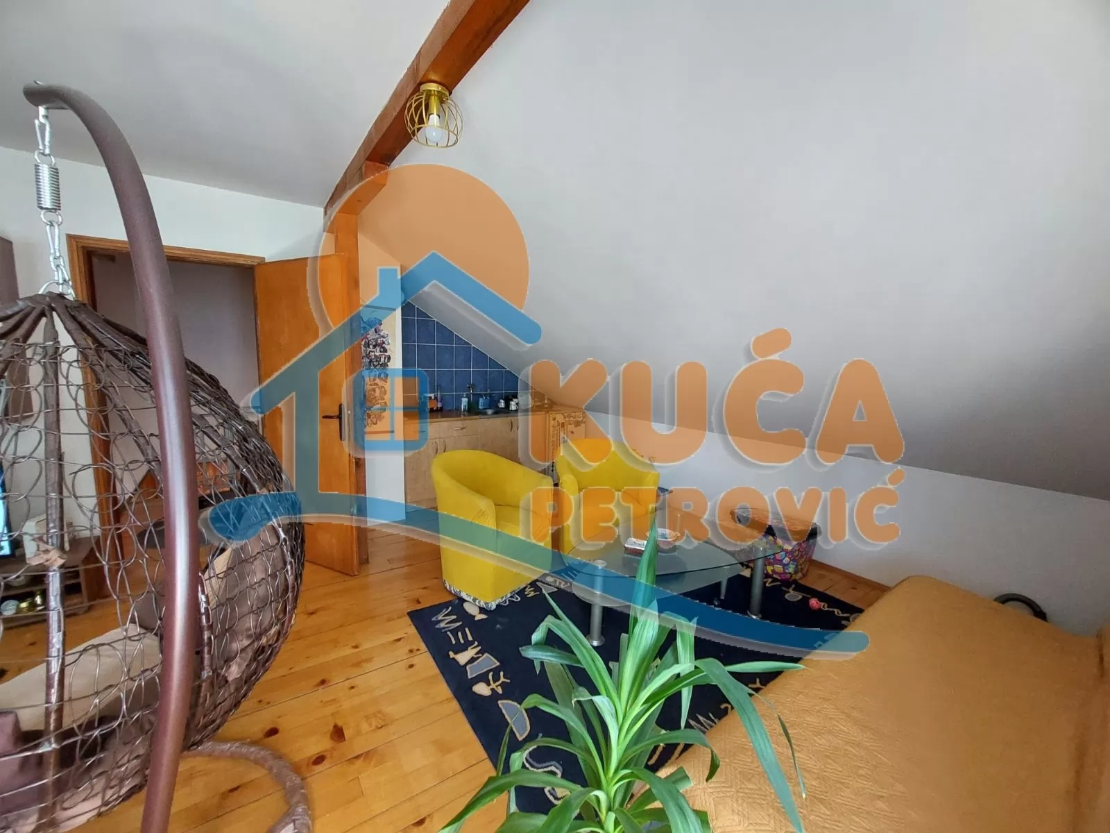 četvorosoban stan, 108 m2, Dom zdravlja, Vojvode Tankosića ID: p-016781 12