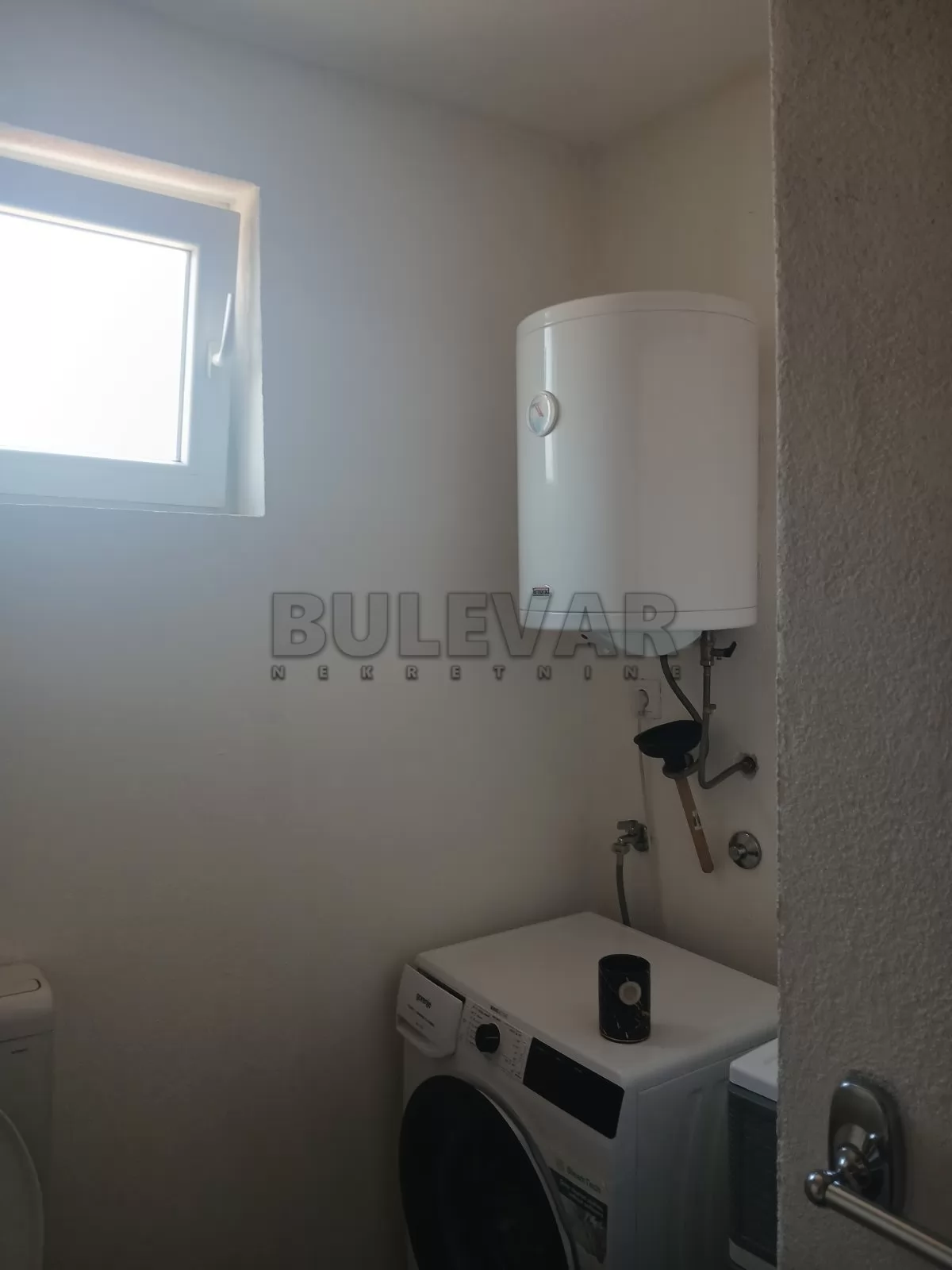 Dvosoban stan, 52 m2, Braće Petković ID: i-016798 9