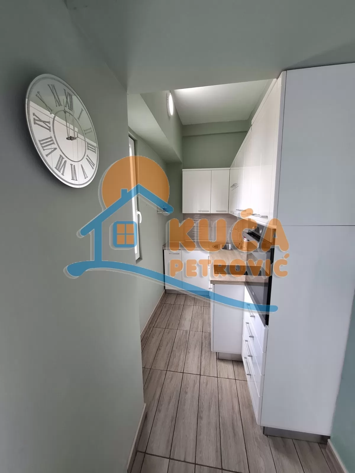 Dvosoban stan, 60 m2, Čair, Cara Dušana ID: i-016800 13