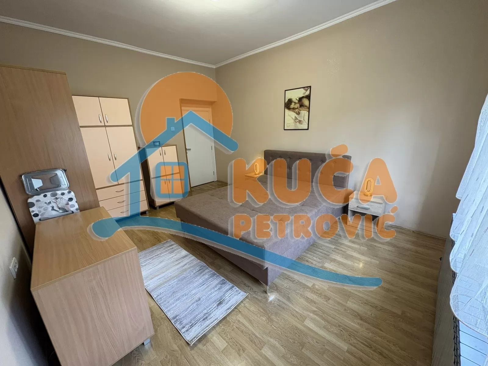 Dvosoban stan, 60 m2, Čair, Cara Dušana ID: i-016800 16