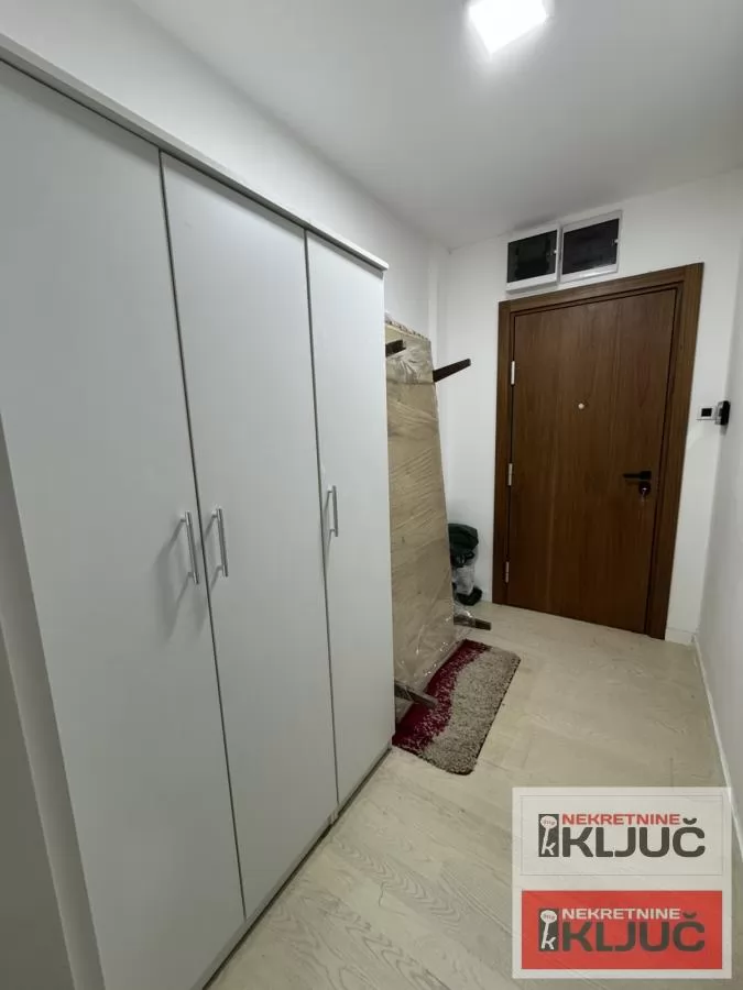 Garsonjera u centru Novog Sada, 25 m², prvi sprat 6