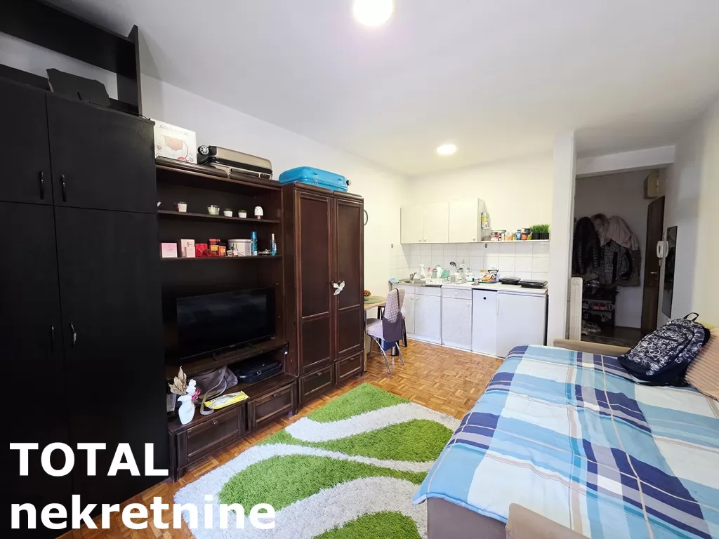 Stan,NOVI SAD,BULEVAR,kv: 22.00, € 80000, ID: 1102798 3