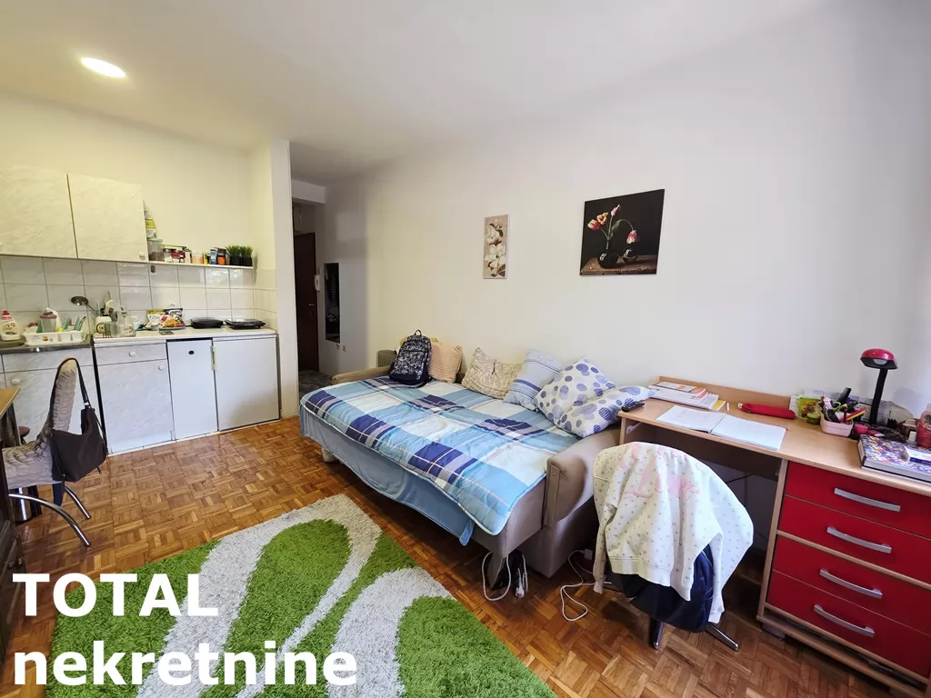 Stan,NOVI SAD,BULEVAR,kv: 22.00, € 80000, ID: 1102798 4