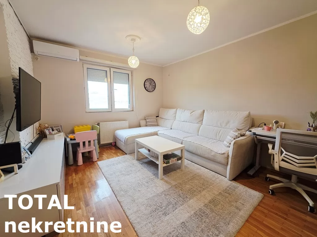 Stan,NOVI SAD,BULEVAR,kv: 38.00, € 130000, ID: 1102802 1