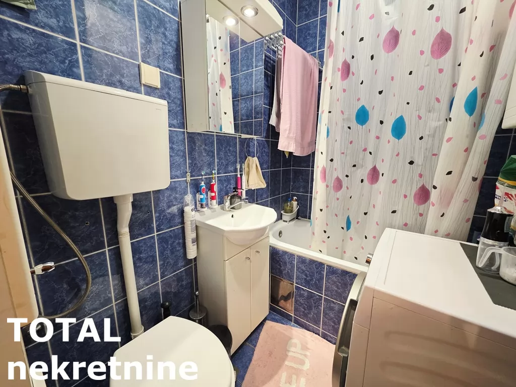 Stan,NOVI SAD,BULEVAR,kv: 38.00, € 130000, ID: 1102802 8