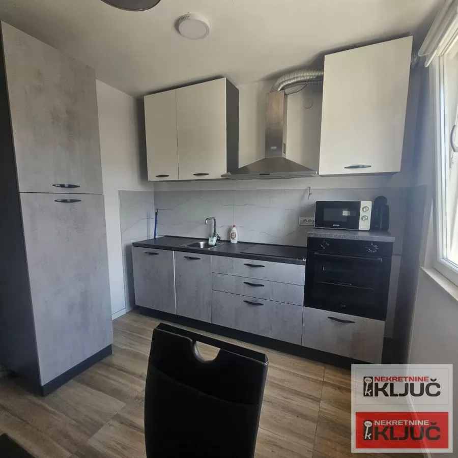 Dvosoban stan od 41 m² na Adicama, Novi Sad 4