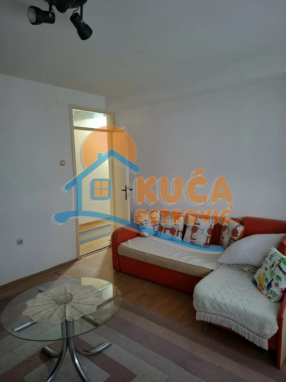 Dvosoban stan, 54 m2, Centar, Sinđelićev trg ID: i-016804 1