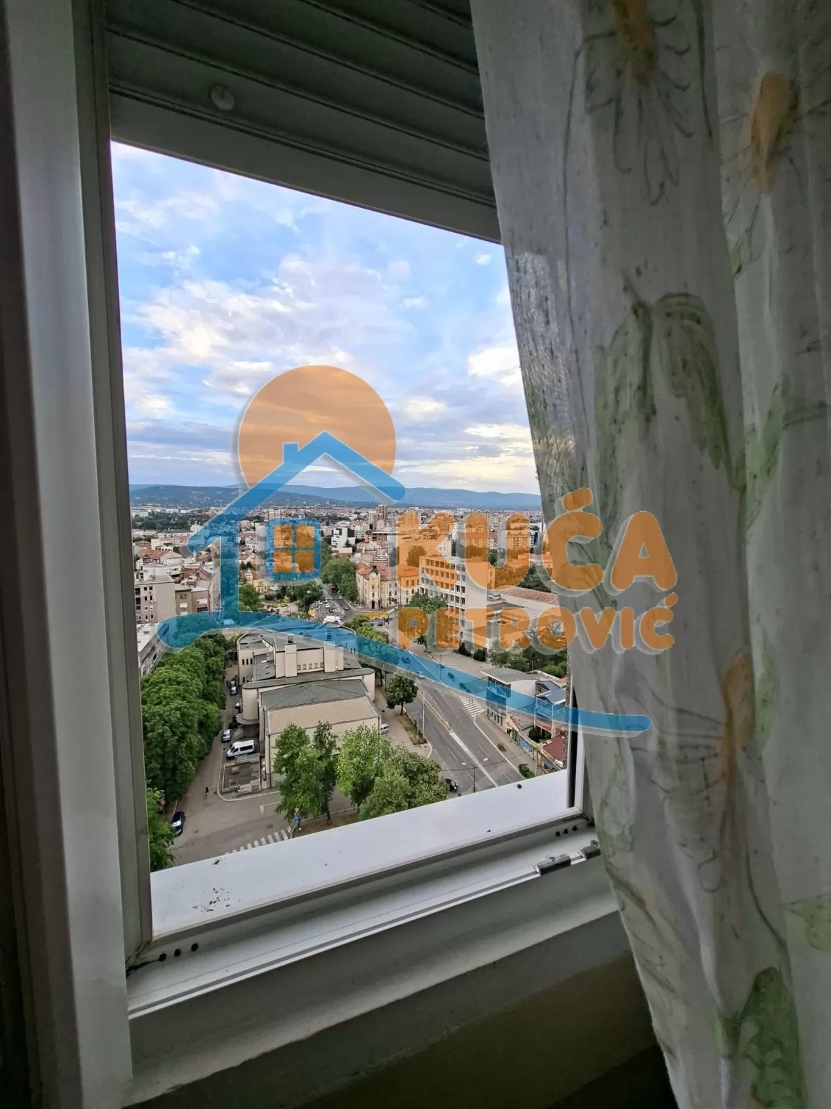 Dvosoban stan, 54 m2, Centar, Sinđelićev trg ID: i-016804 14