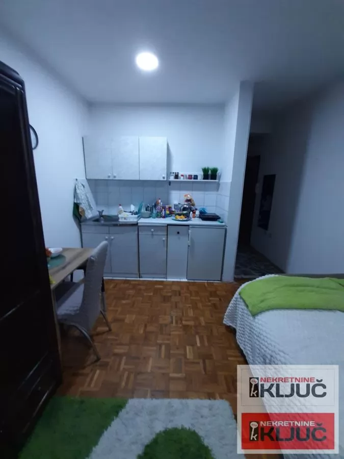 FUTOŠKA PIJACA, 22m2, Garsonjera, Nameštena 2