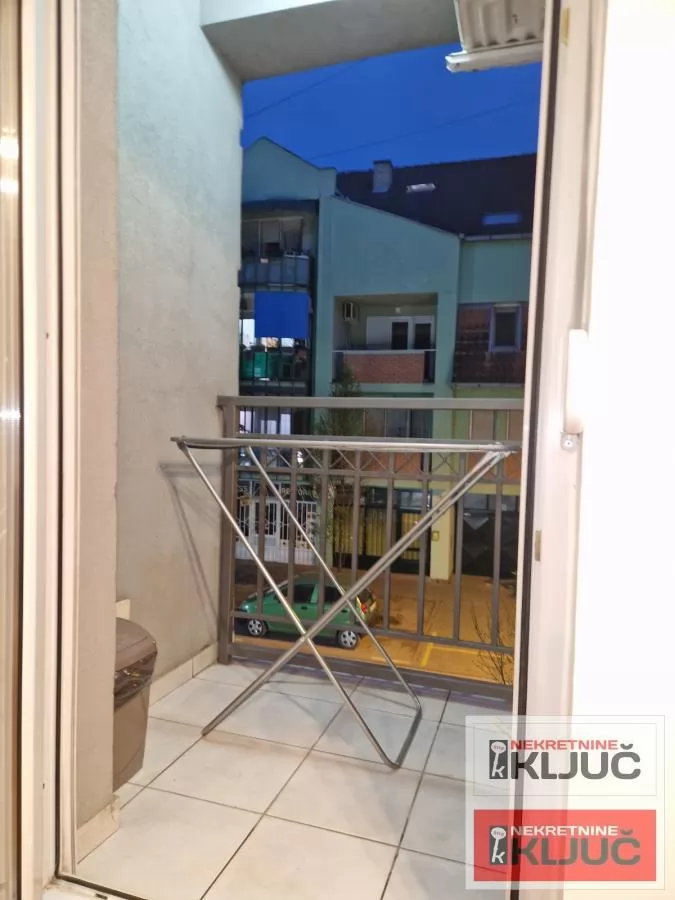 Garsonjera na Grbavici, Novi Sad, 25 m², prvi sprat 5