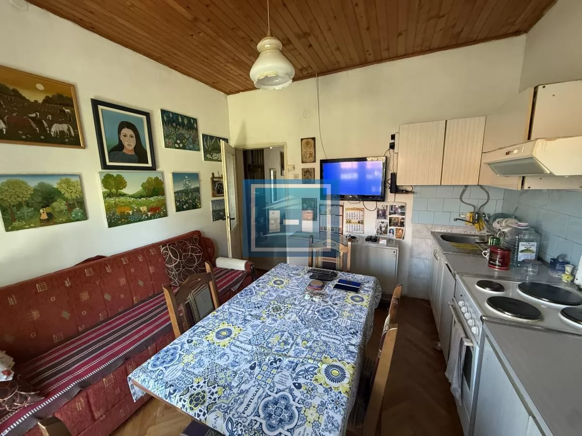 KUĆA U CENTRU GRADA – LOKACIJA KOJA SE RETKO POJAVLJUJE NA TRŽIŠTU! 12