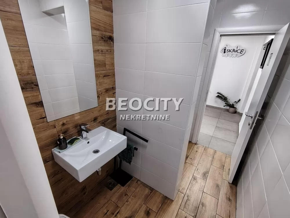 Lokal, 132 m2, Novi Sad, Bulevar oslobođenja ID: 132631 11