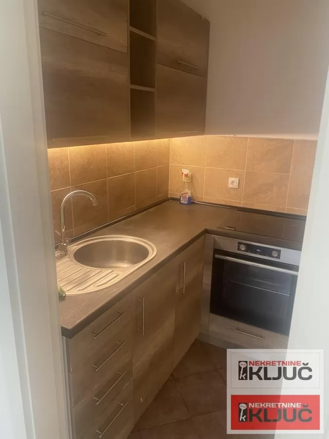 SAJMIŠTE, 40m2, Dvosoban, Useljiv 2