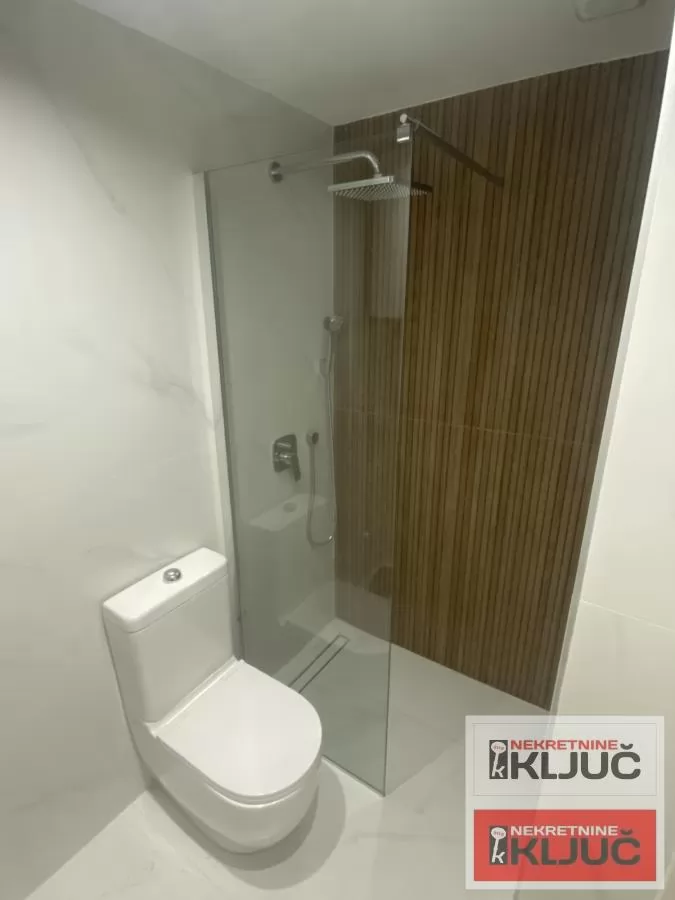 SAJMIŠTE, 40m2, Dvosoban, Useljiv 4