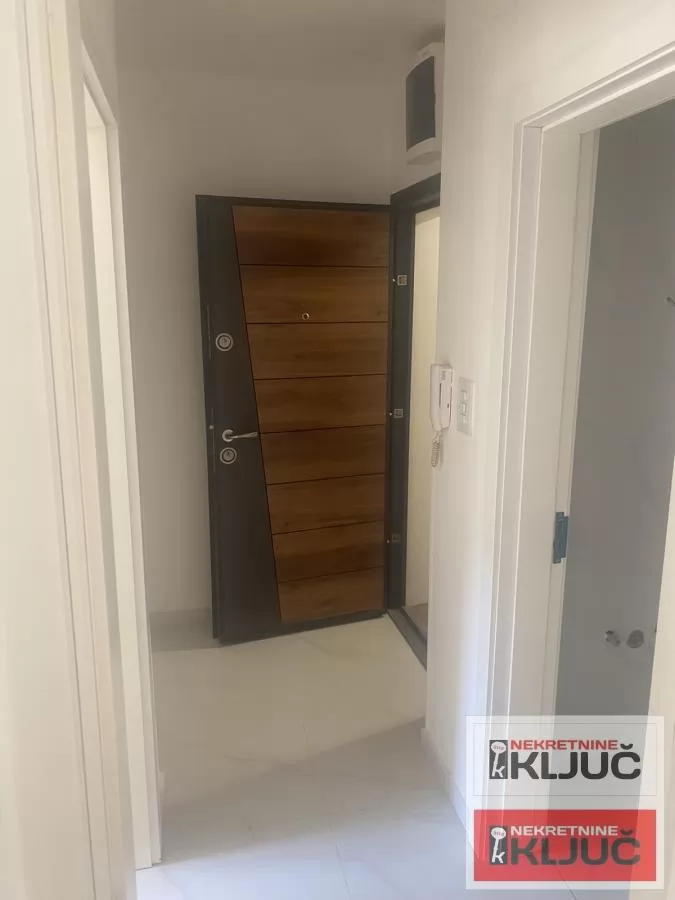 SAJMIŠTE, 40m2, Dvosoban, Useljiv 6