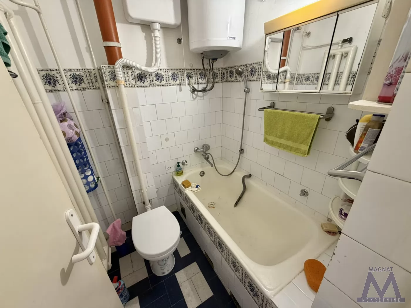 Stan,NOVI SAD,ŽELEZNIČKA STANICA,kv: 49, € 108000, ID: 1019393 9