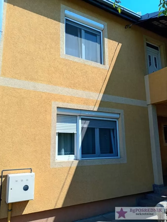 Surčin, Centar, Sremskih partizana, 226m2, 4.5a 6
