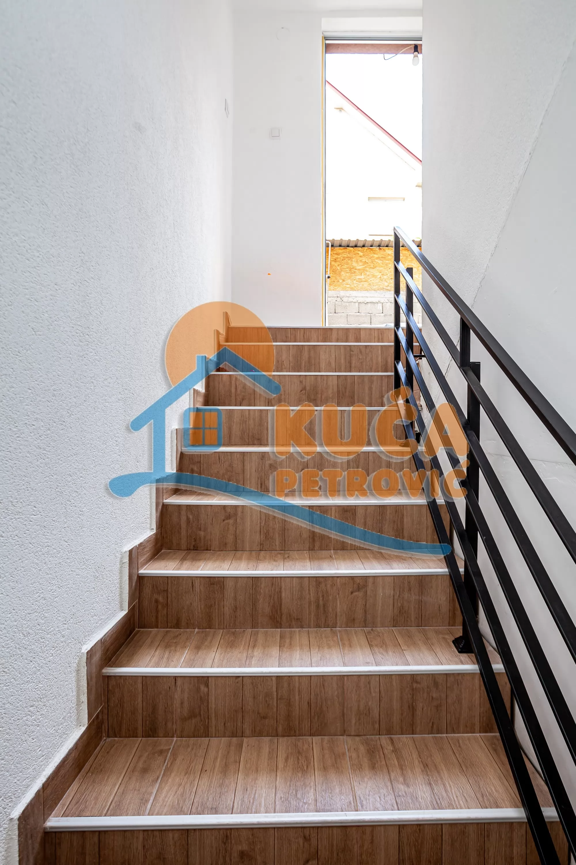 četvorosoban stan, 77 m2, Durlan, Matejevački put ID: p-016821 14