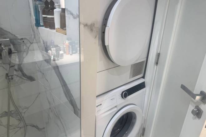 Renoviran dvosoban stan na Dorćolu sa terasom 51m2 5