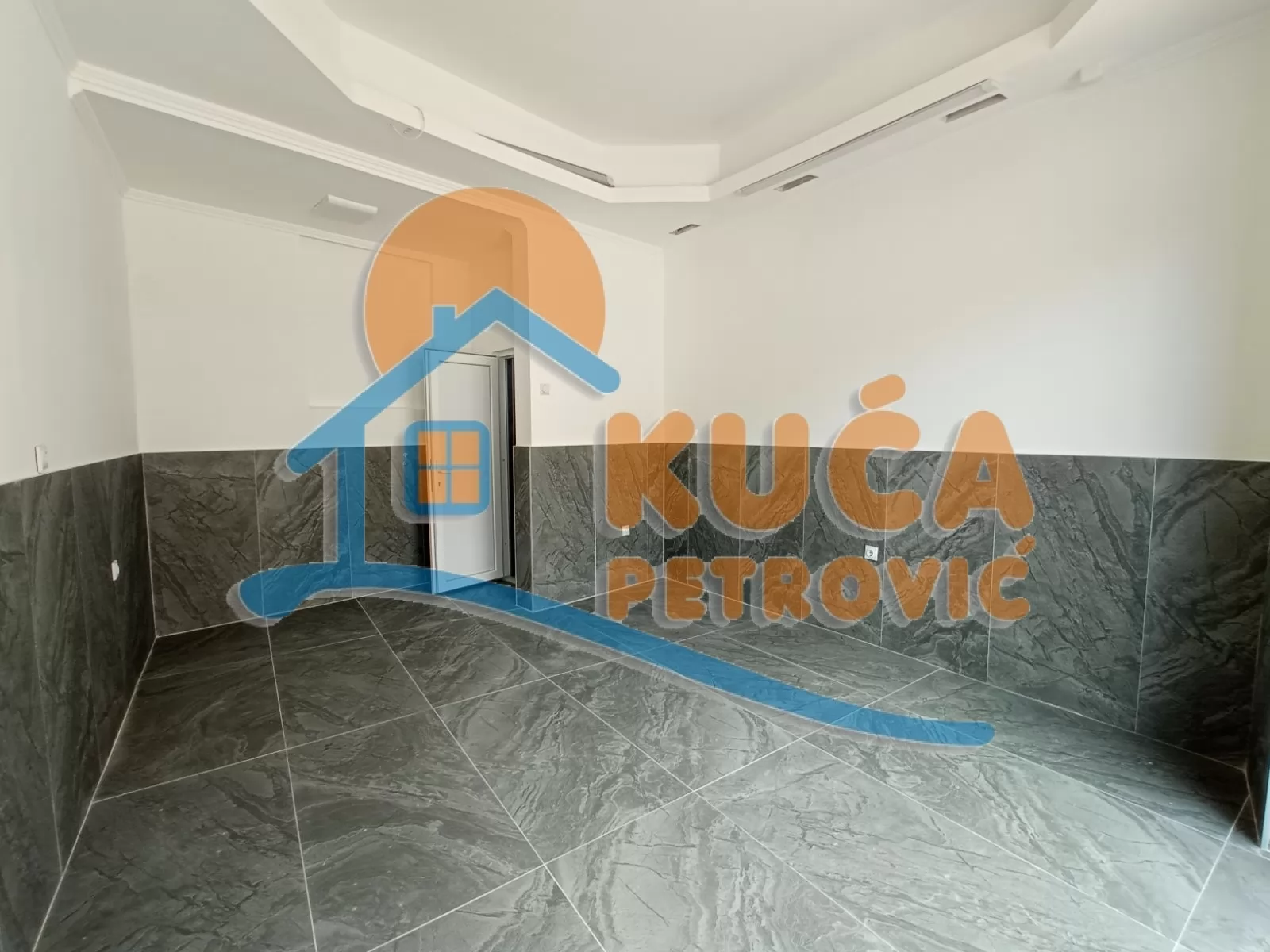 Lokal, 50 m2, Čamurlija, Bulevar 12. februar ID: i-016818 1