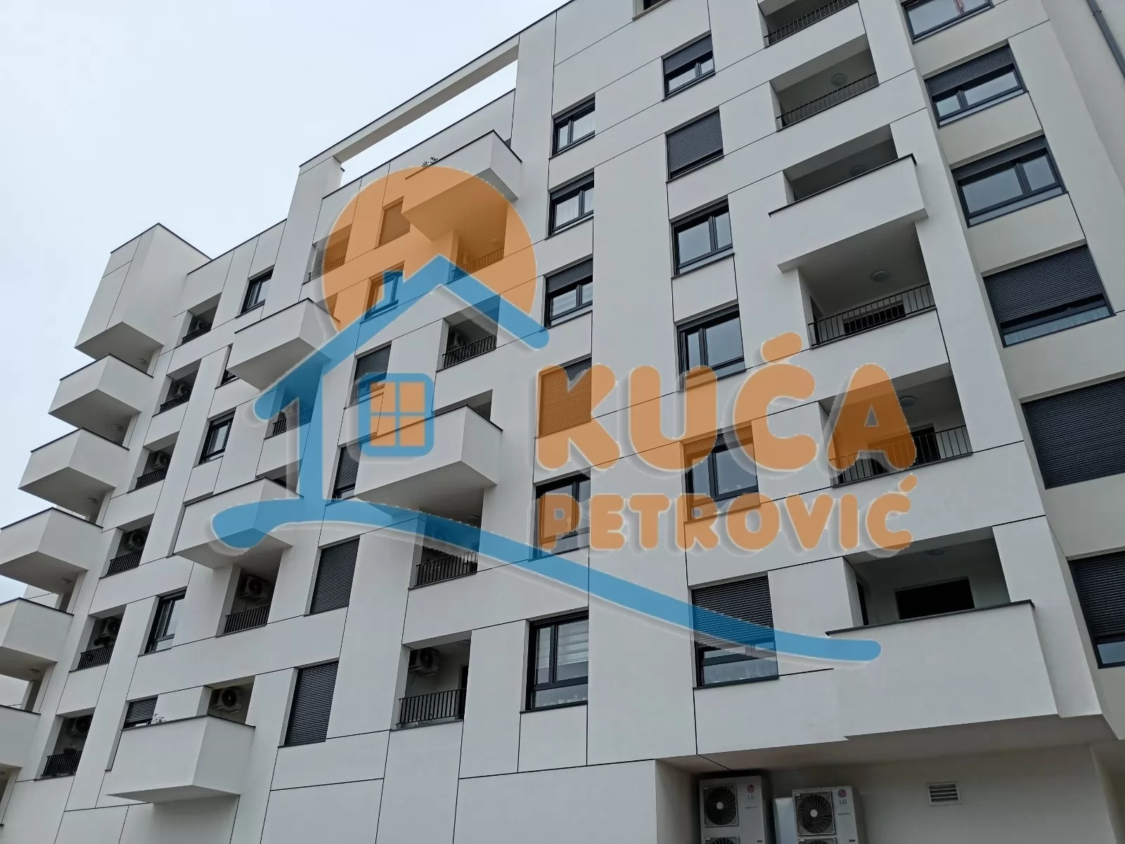 Dvosoban stan, 64 m2, Pantelej, Hadži-Prodanova ID: i-016822 22