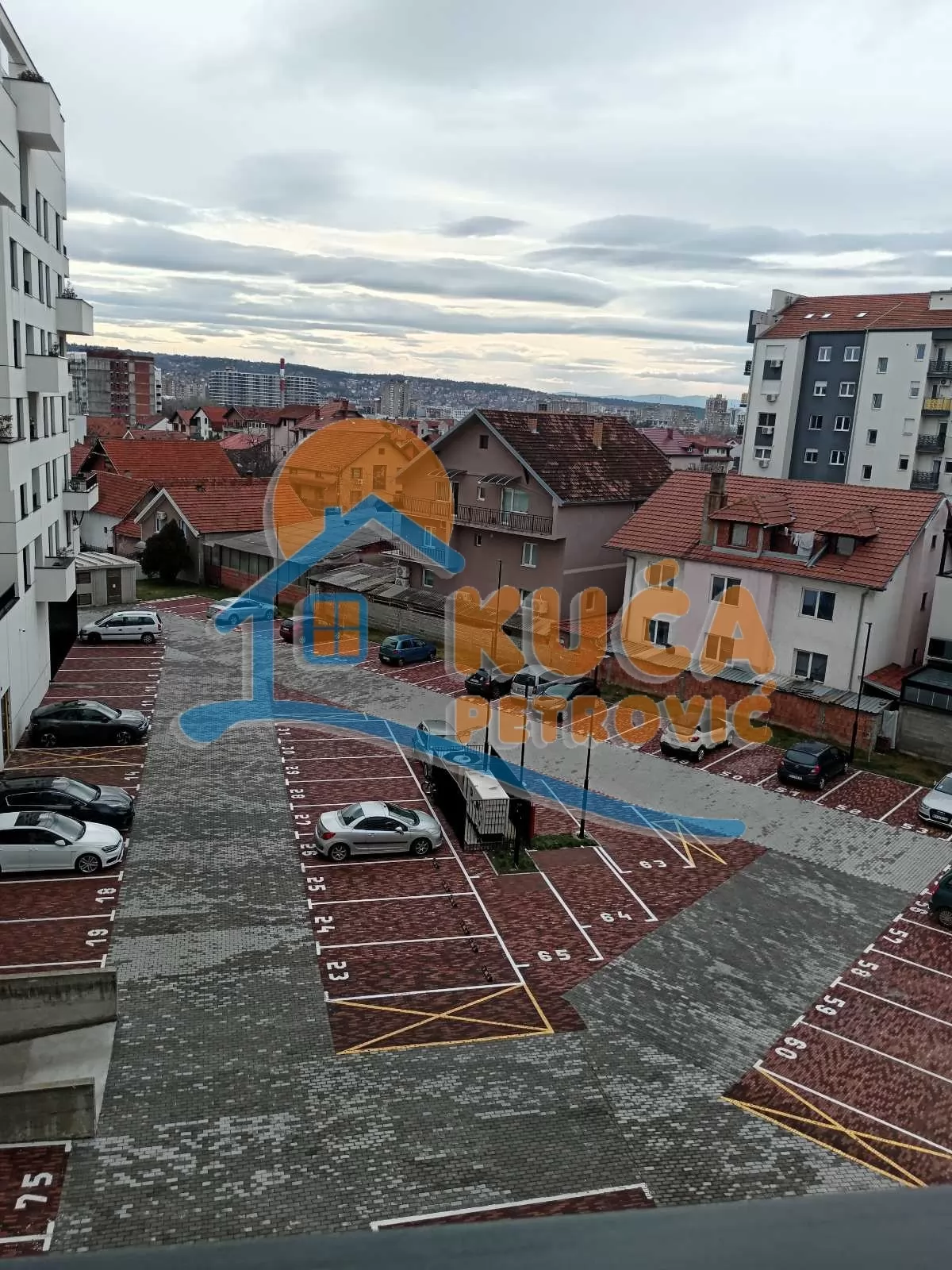 Dvosoban stan, 64 m2, Pantelej, Hadži-Prodanova ID: i-016822 24