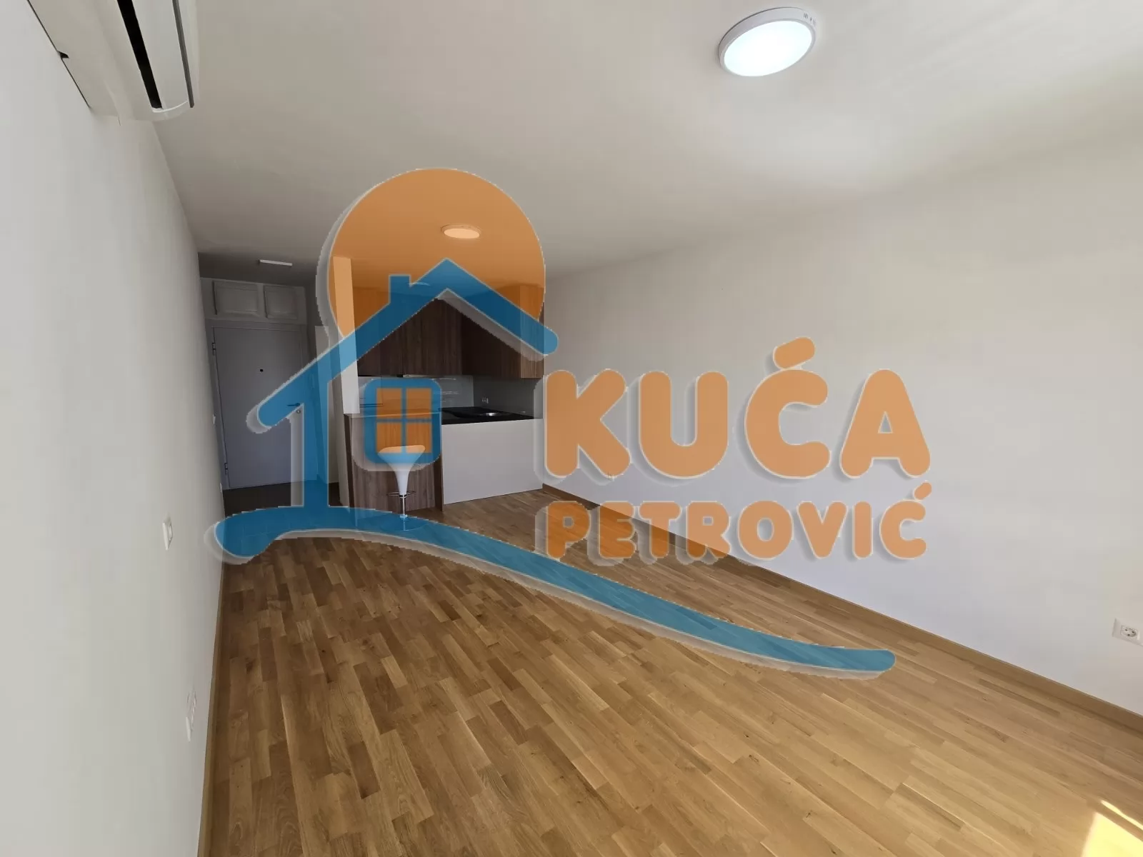 Dvosoban stan, 64 m2, Pantelej, Hadži-Prodanova ID: i-016822 3
