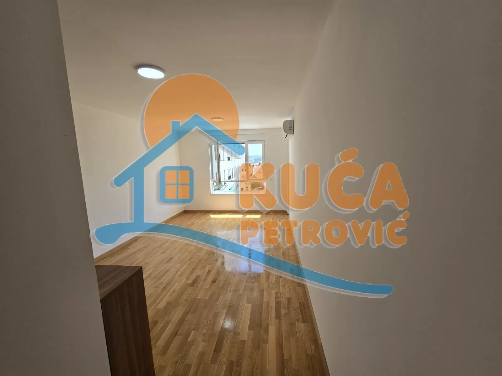 Dvosoban stan, 64 m2, Pantelej, Hadži-Prodanova ID: i-016822 9