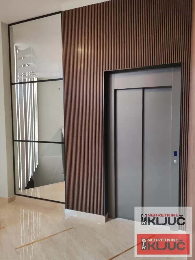 Jednoiposoban stan 39 m², Rotkvarija, Novi Sad, 2. sprat 8
