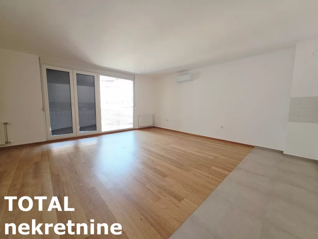 Stan,NOVI SAD,PODBARA,kv: 109.00, € 360400, ID: 1102555 2