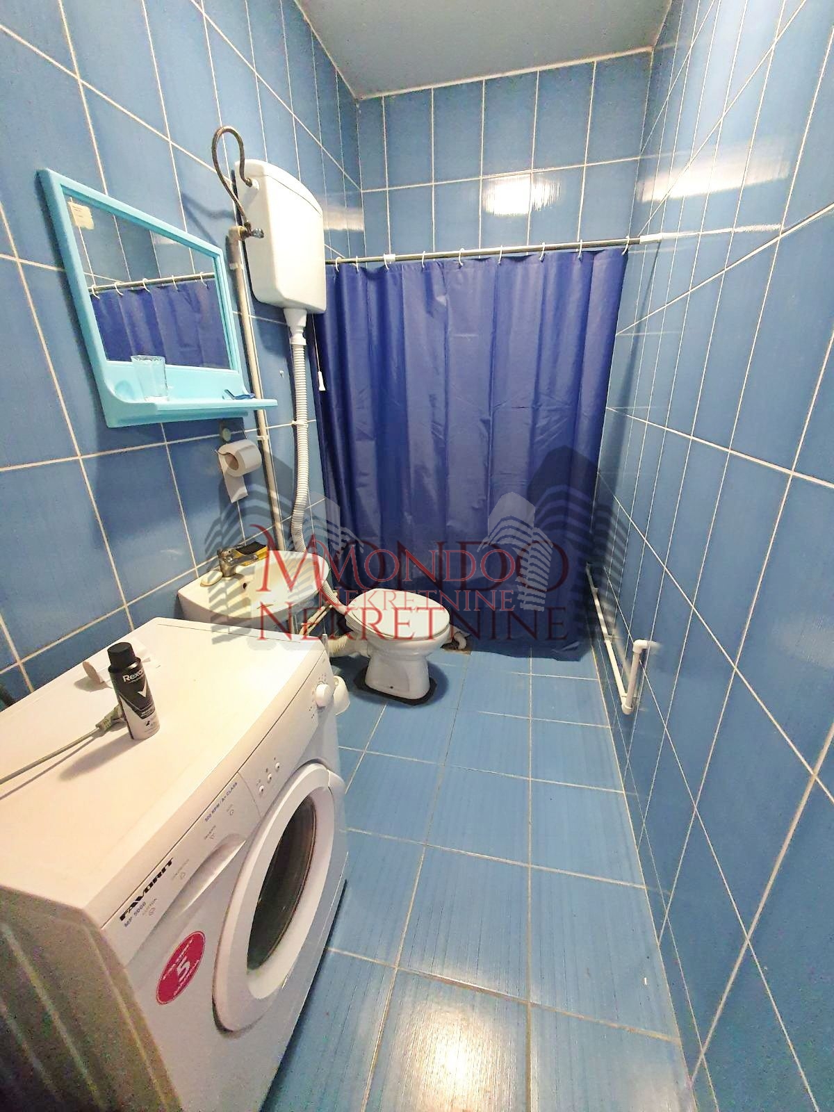 Garsonjera kod Pravnog fakulteta 9