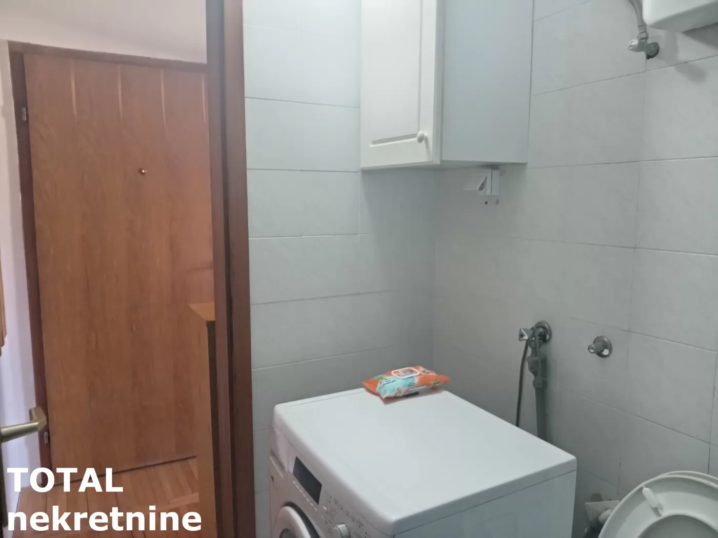 Stanovi,NOVI SAD,SAJAM,kv: 25.00, € 300, ID: 9189916 25