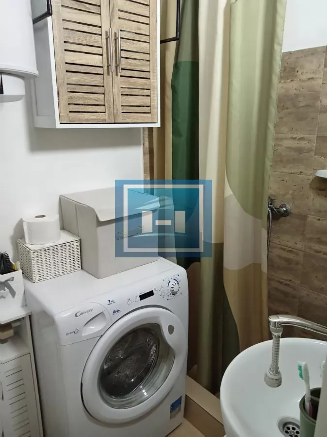 Na prodaju kompletno renovirana garsonjera u širem centru grada 10