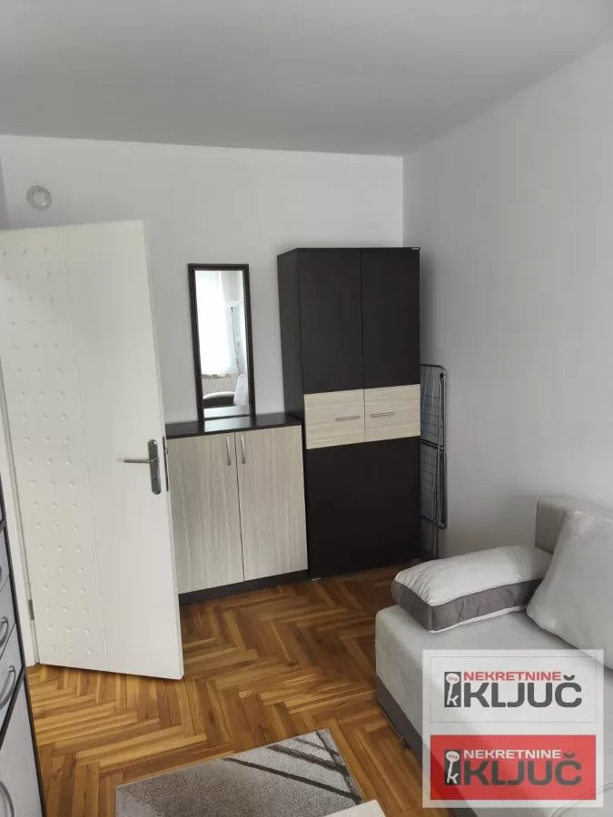 Jednosoban stan 28 m², Bulevar Evrope, Novi Sad 5
