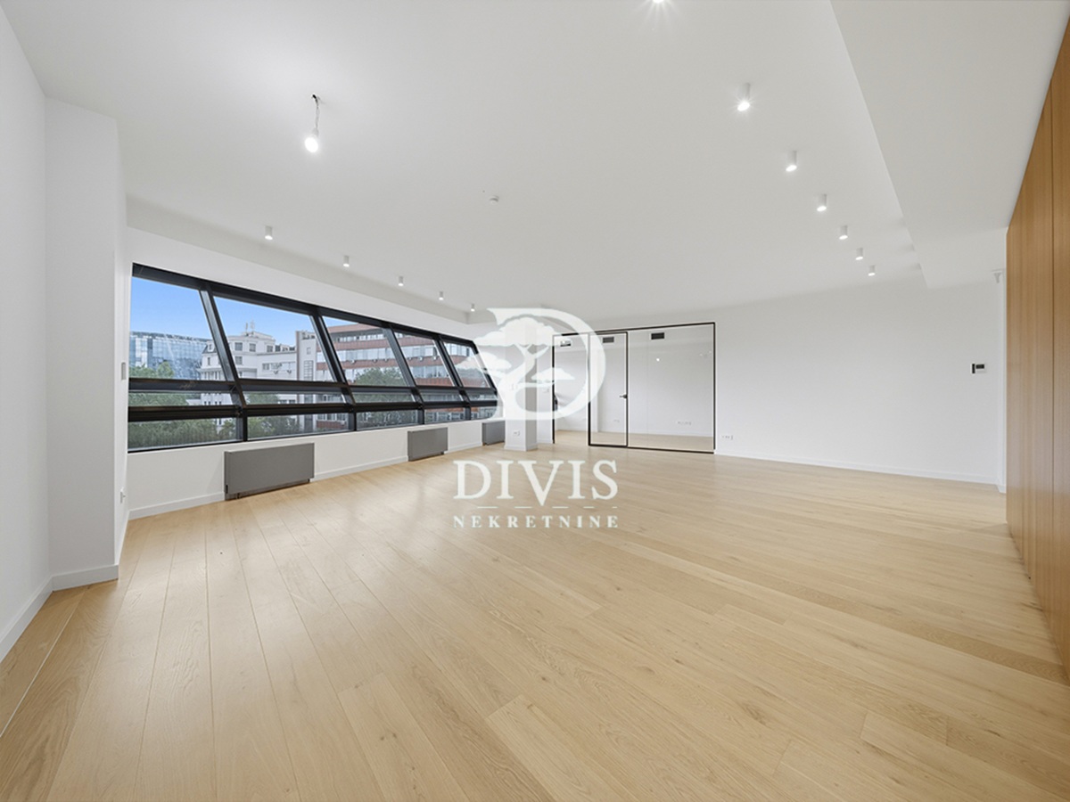 Luks 3 0 stan na Anrićevom vencu  120m2 1