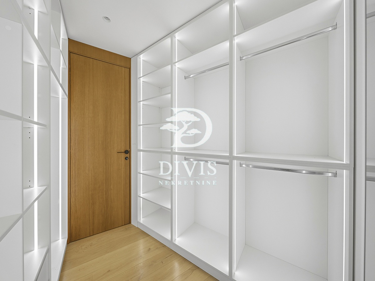 Luks 3 0 stan na Anrićevom vencu  120m2 3