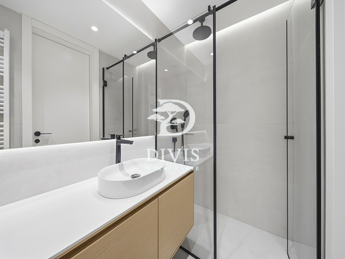 Luks 3 0 stan na Anrićevom vencu  120m2 5