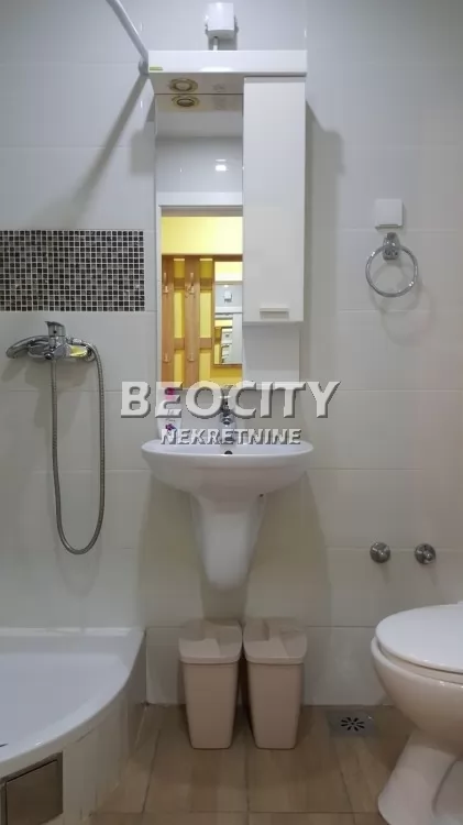 Jednosoban stan, 30 m2, Banatić, Stevana Doronjskog ID: 133331 6