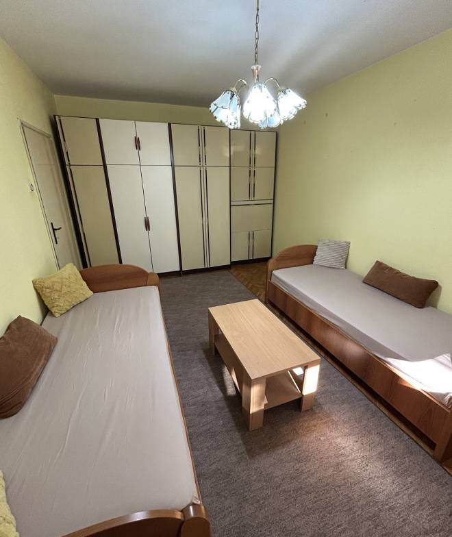 Namešten 1 0 stan na Karaburmi  Pabla Nerude  33m2 2