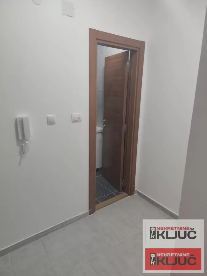 ADICE, 23m2, Garsonjera, Odmah useljiva 8