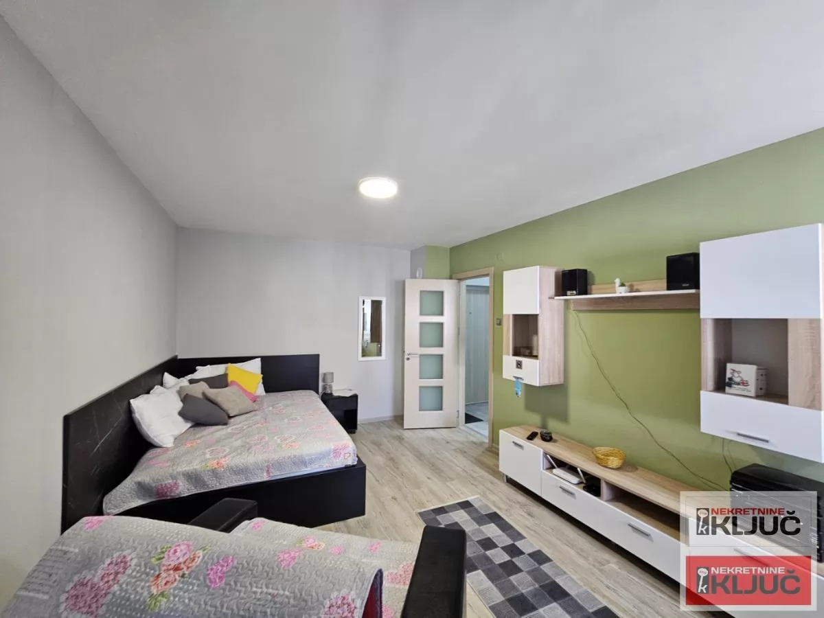BULEVAR, 33m2, Jednosoban, Namešten 5
