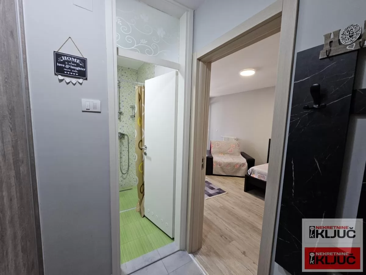 BULEVAR, 33m2, Jednosoban, Namešten 7