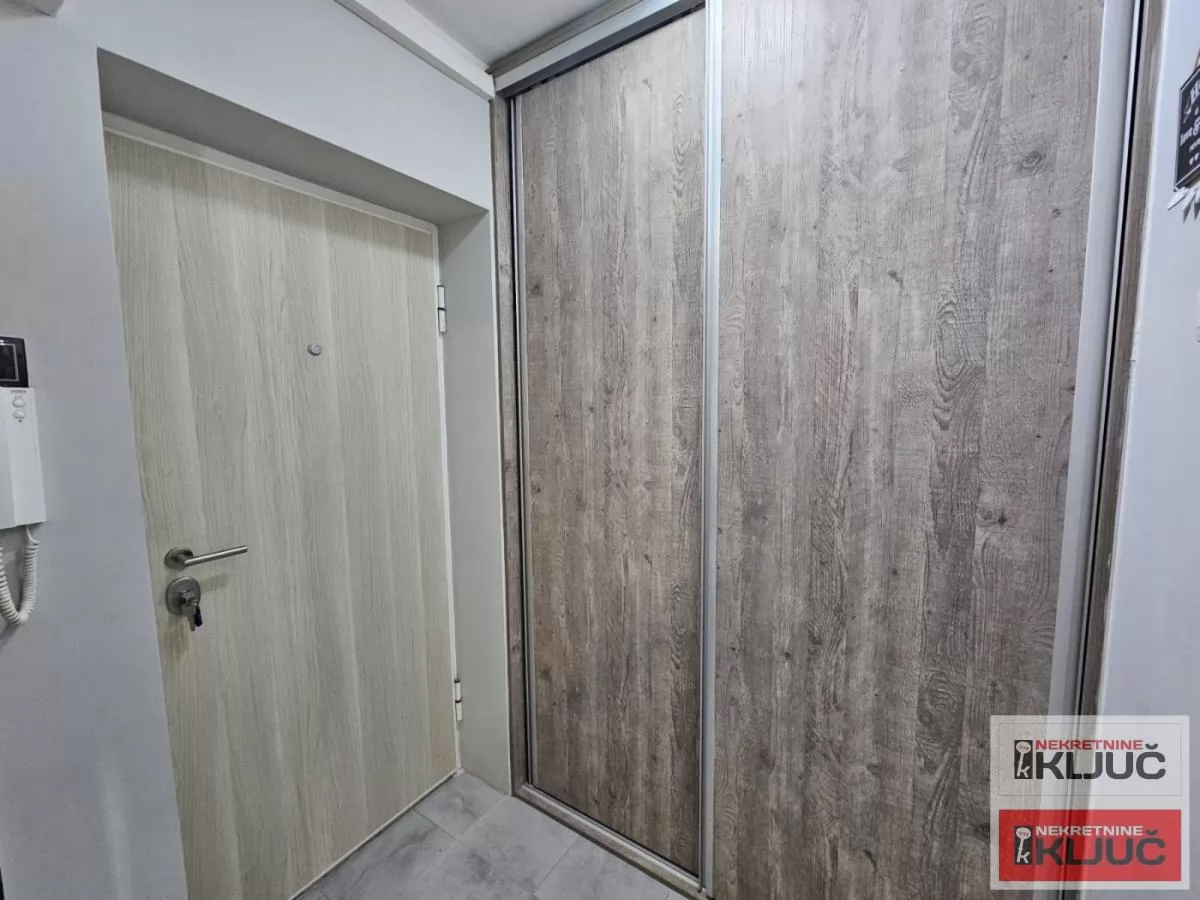 BULEVAR, 33m2, Jednosoban, Namešten 9