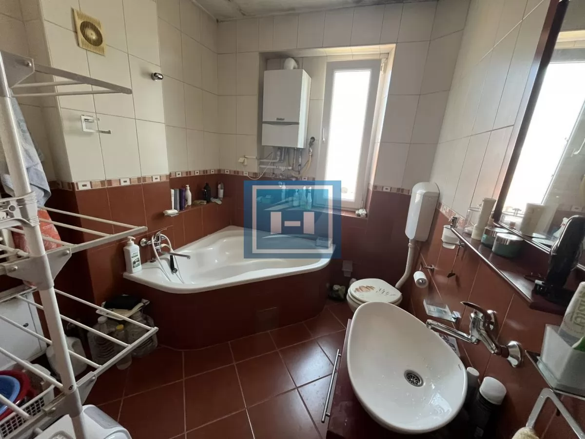 Dvosoban stan 58 m²,  prvi sprat 10