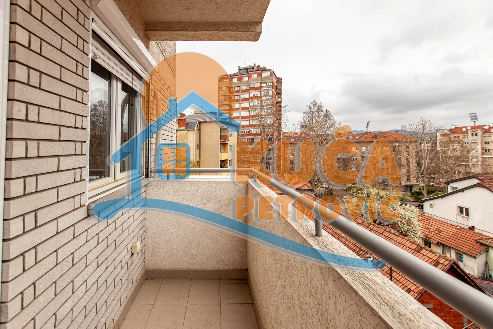 Dvosoban stan, 65 m2, Crveni Pevac, Vožda Karađorđa ID: i-02912 14